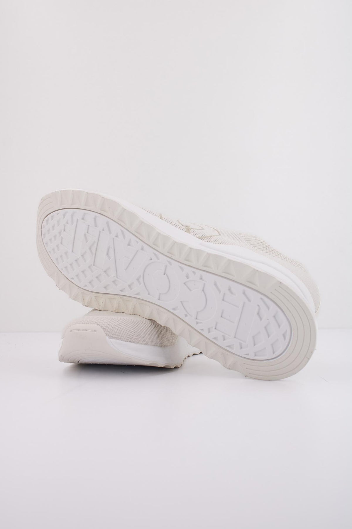ECOALF CONDE KNIT MCMSHSNCONDEYR en color BLANCO  (5)