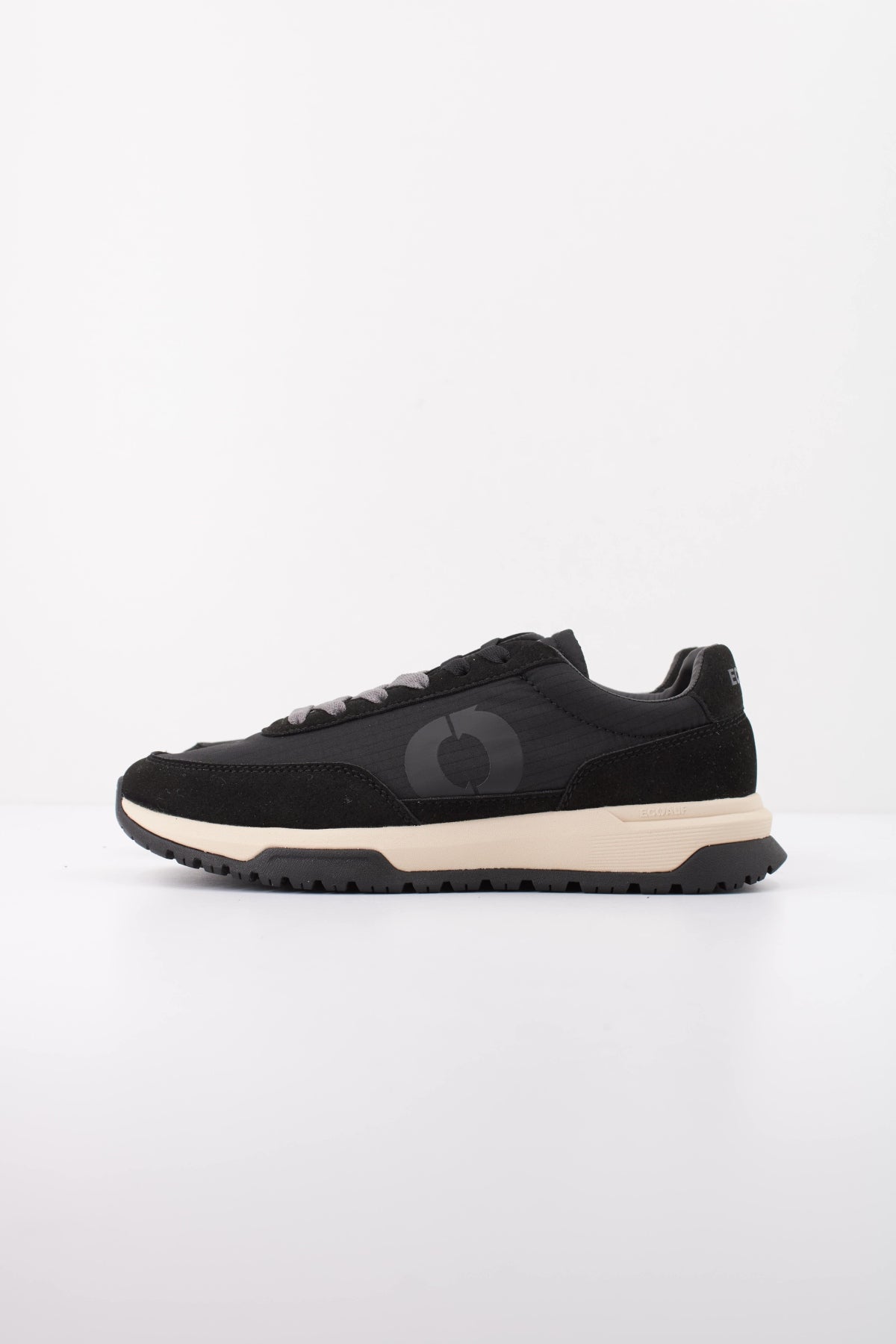 ECOALF VENTURA MCWSHSNVENTU en color NEGRO  (1)