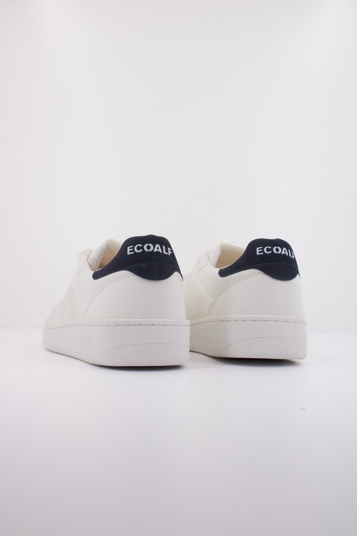 ECOALF MCMSHSNDEIAL en color BLANCO  (4)
