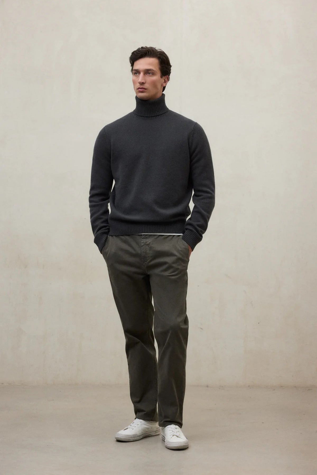 ECOALF  ETHIWIN PANTS MAN  en color GRIS  (4)