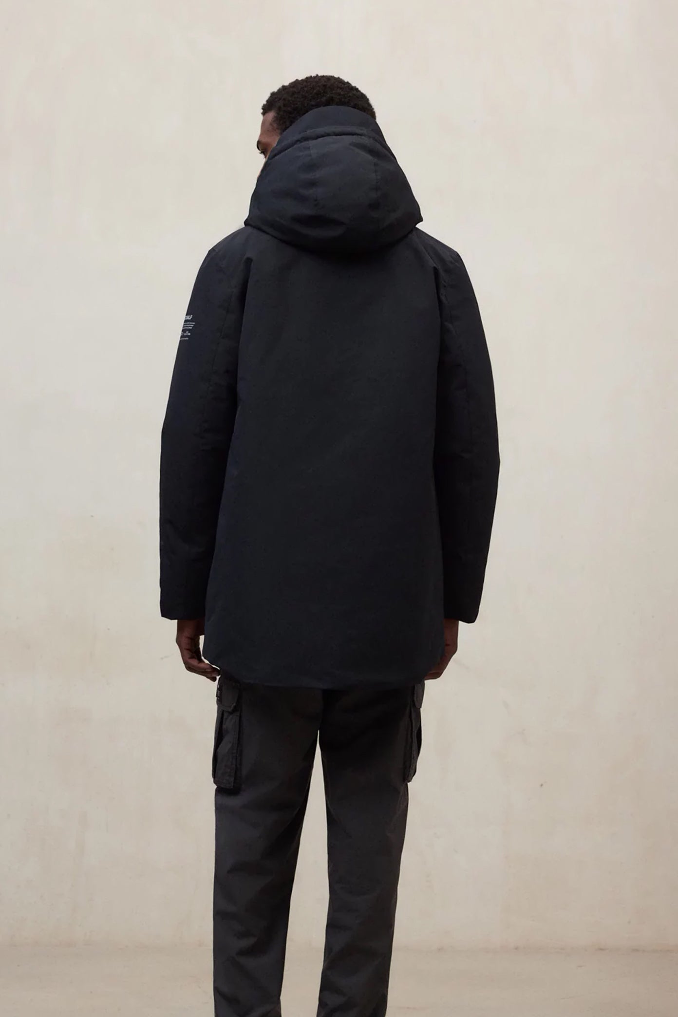ECOALF PARKO JACKET MAN en color NEGRO  (2)