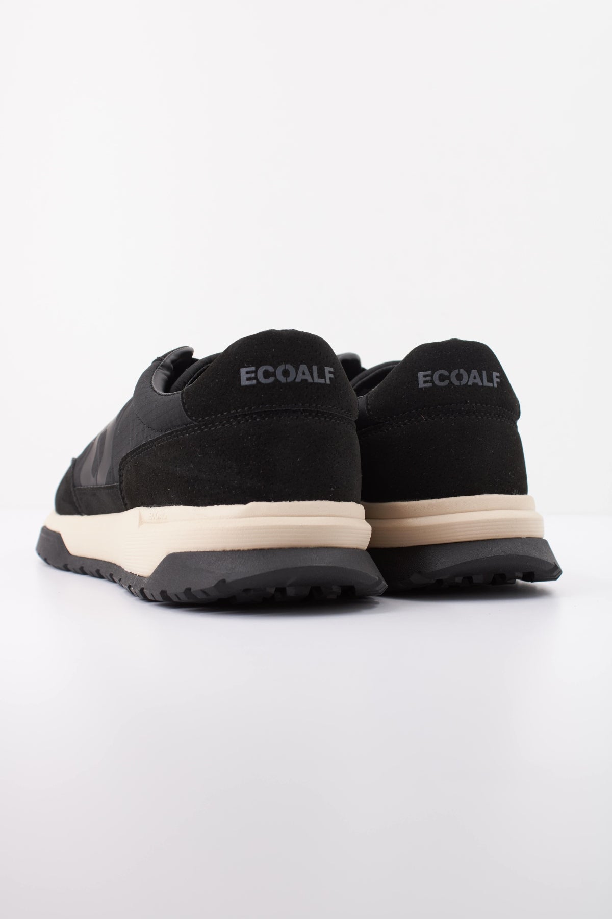 ECOALF MCMSHSNVENTU en color NEGRO  (4)