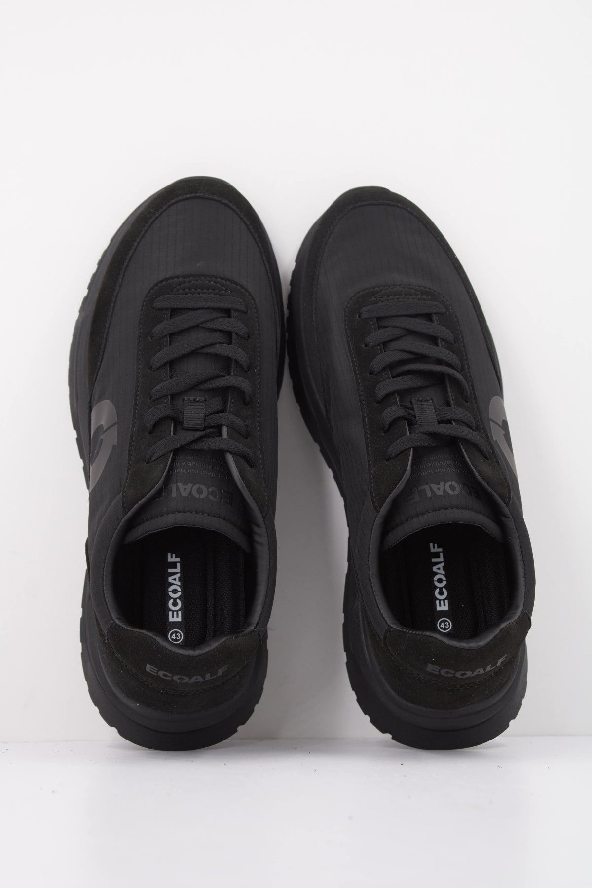 ECOALF MCMSHSNVENTU VENTURA SNEAKER MAN en color NEGRO  (3)