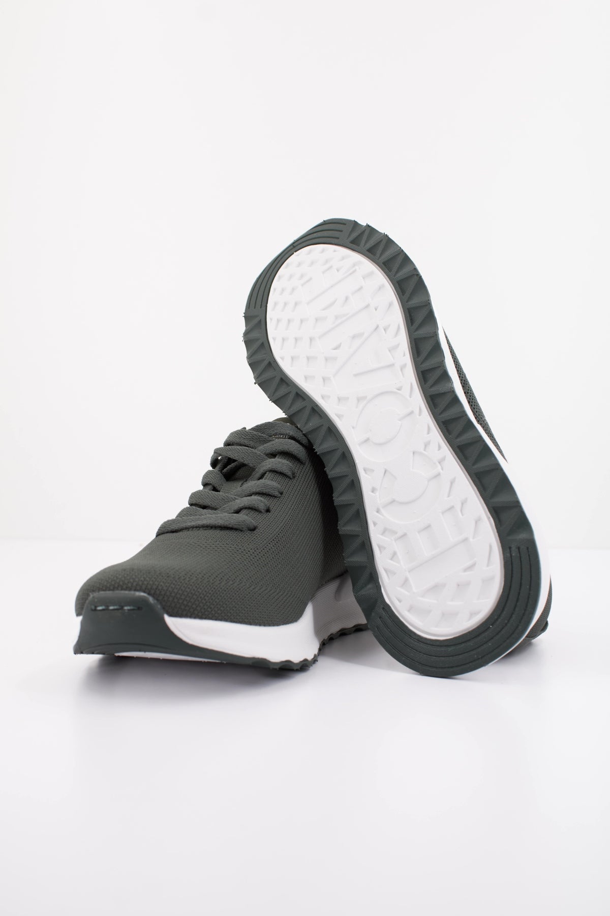 ECOALF CONDEKNIT SNEAKER en color VERDE  (5)