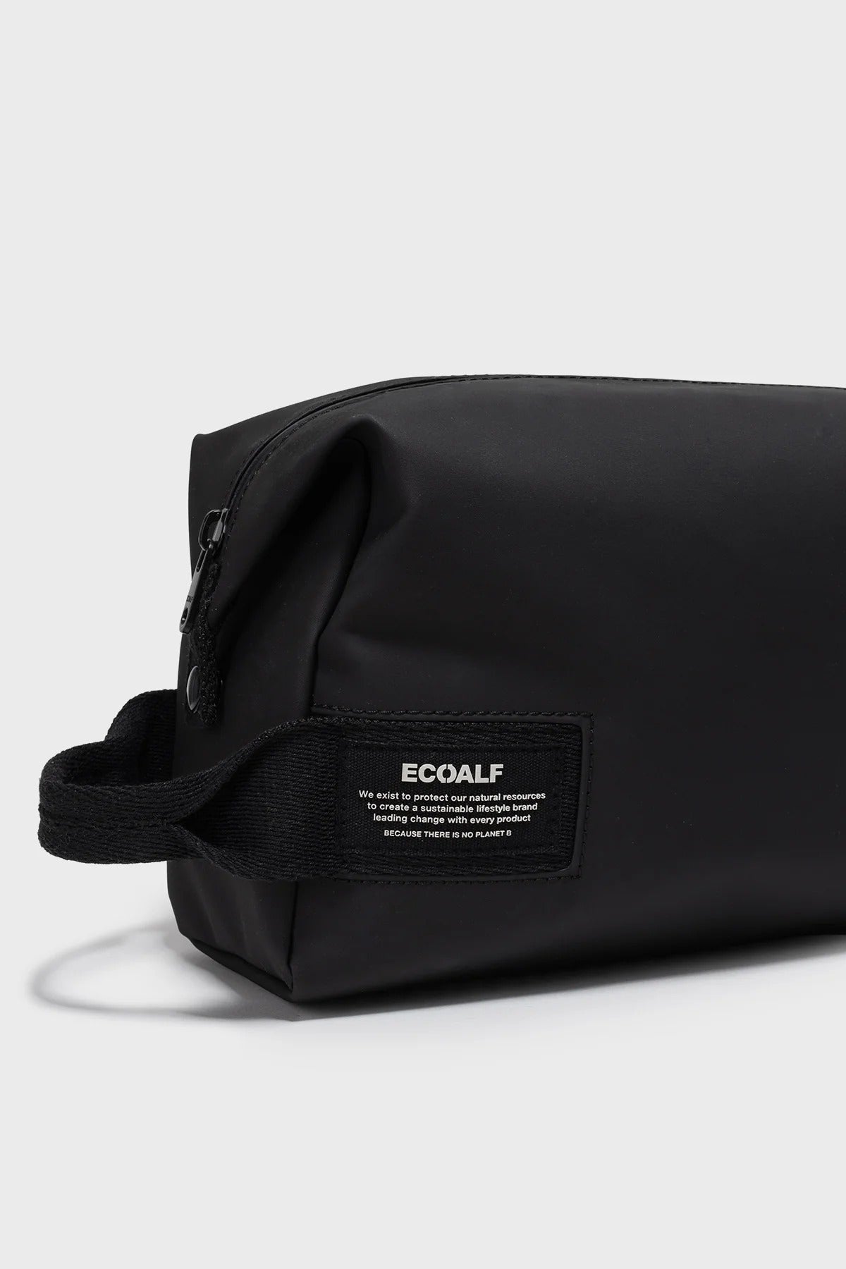 ECOALF ARENY WR TOILETRY en color NEGRO  (3)