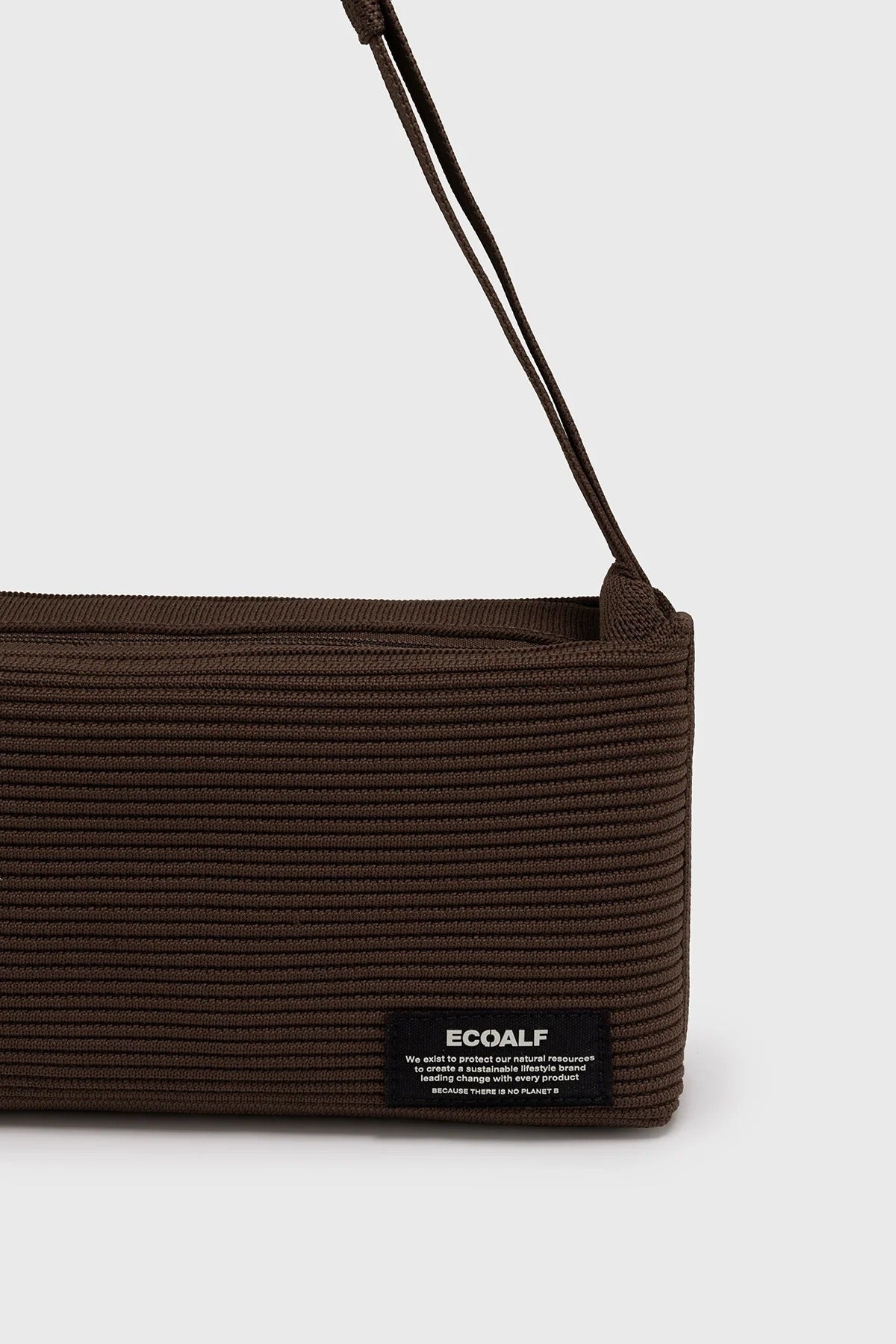 ECOALF TIKA BAGUETTE ADJUSTABLE OTTO en color MARRON  (4)
