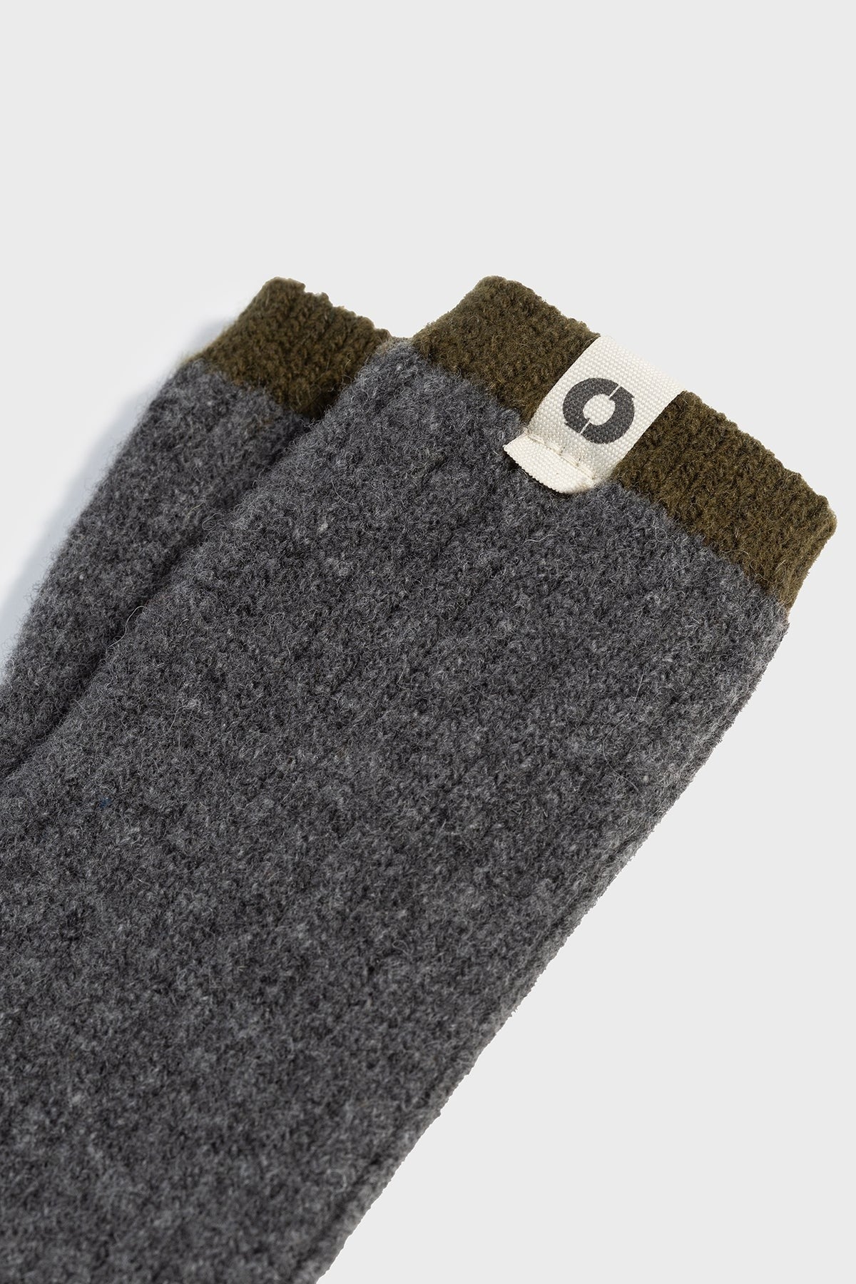 ECOALF CONTRASTE HIGH MCMACSXCONTH en color GRIS  (3)
