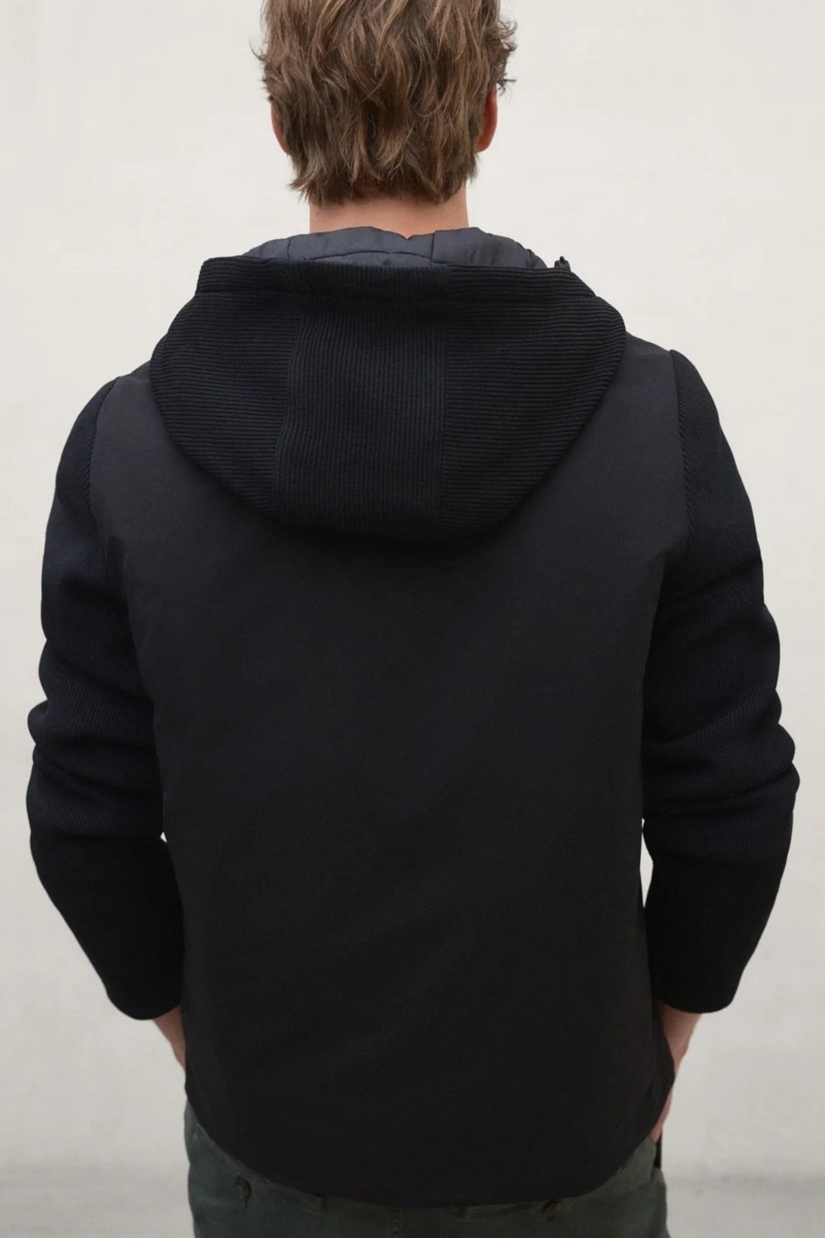 ECOALF CEUTO HYBRID en color NEGRO  (2)