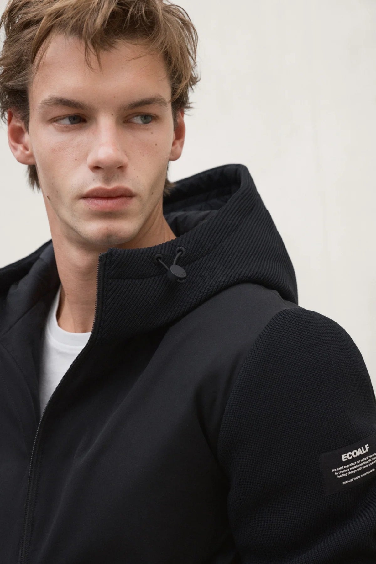 ECOALF CEUTO HYBRID en color NEGRO  (4)