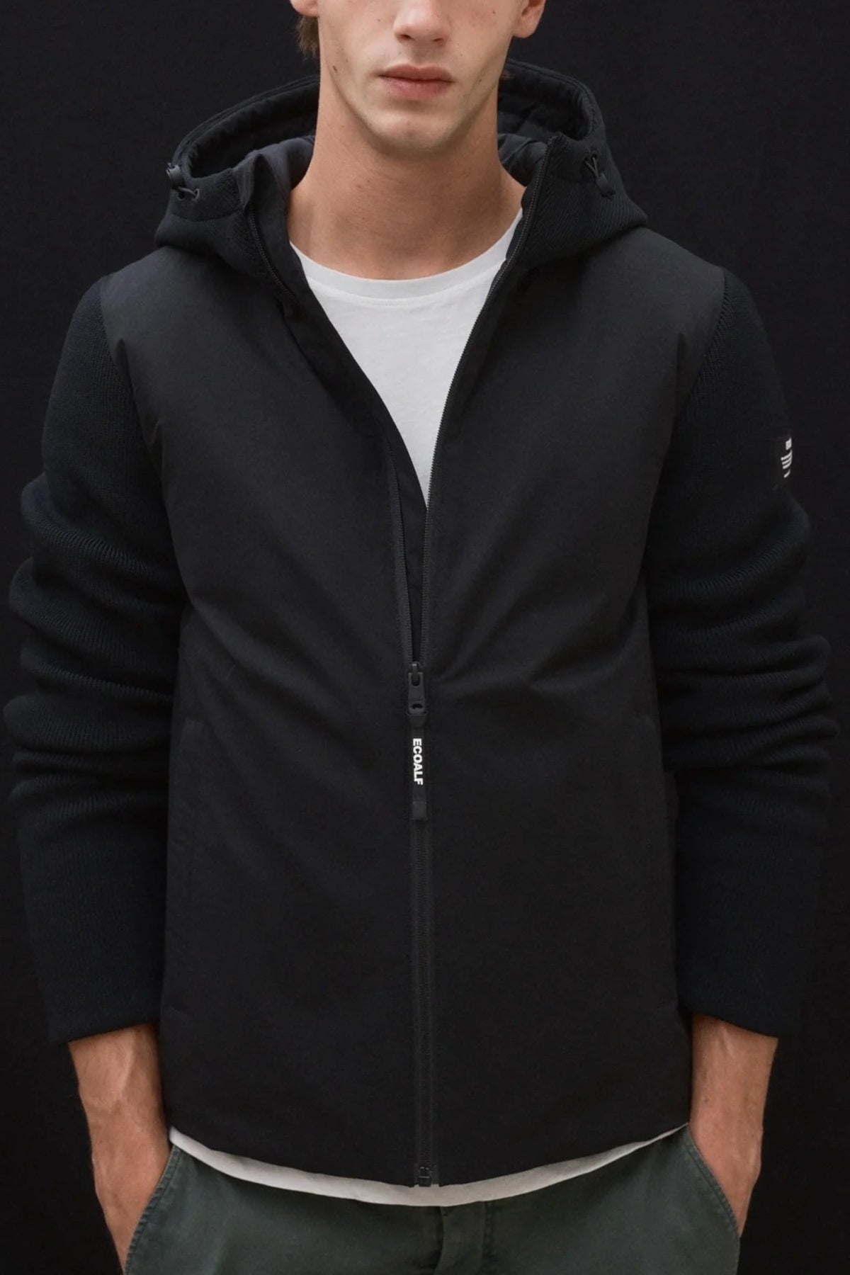 ECOALF CEUTO HYBRID en color NEGRO  (5)