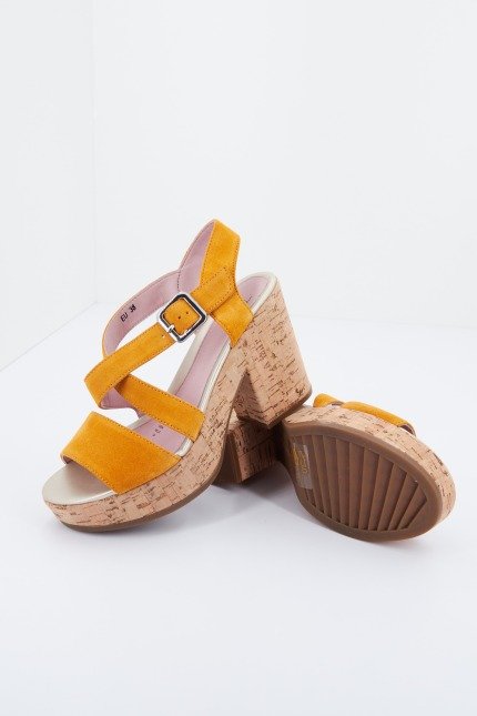 STONEFLY CAROL  VELOUR en color NARANJA  (4)