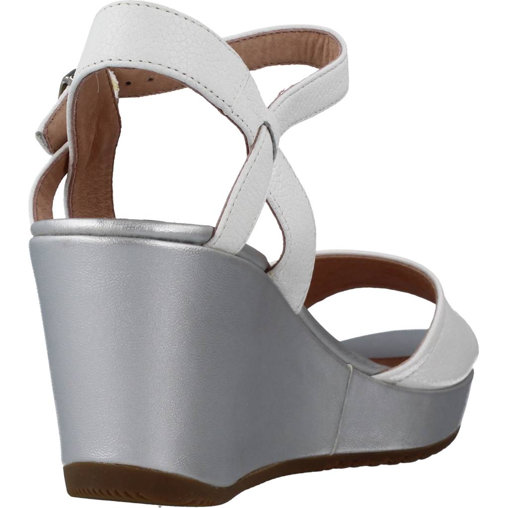 STONEFLY AURORA  VELOUR en color BLANCO  (3)