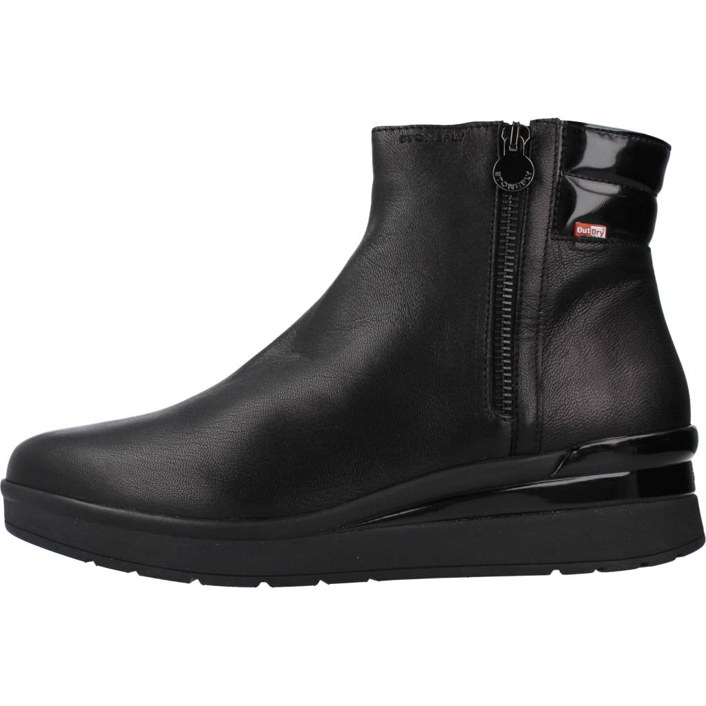 STONEFLY  CREAM OUTDRY  CALF IDRO en color NEGRO  (2)