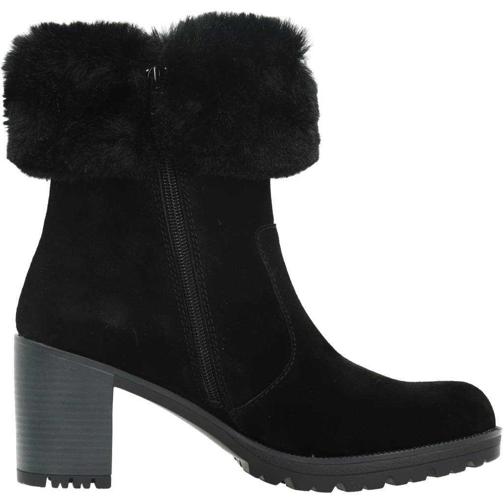 STONEFLY BLASY HDRY  en color NEGRO  (4)