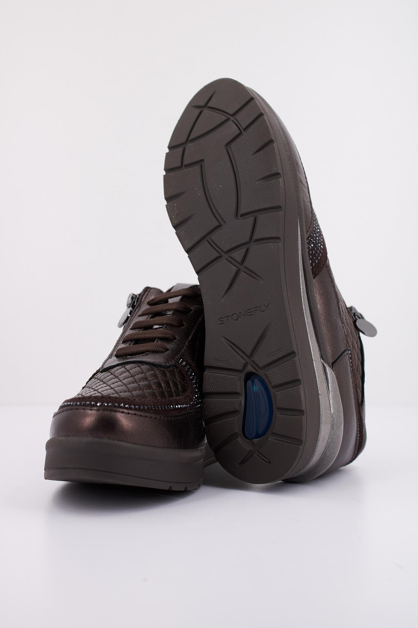 STONEFLY LAMINATED LTH en color MARRON  (5)