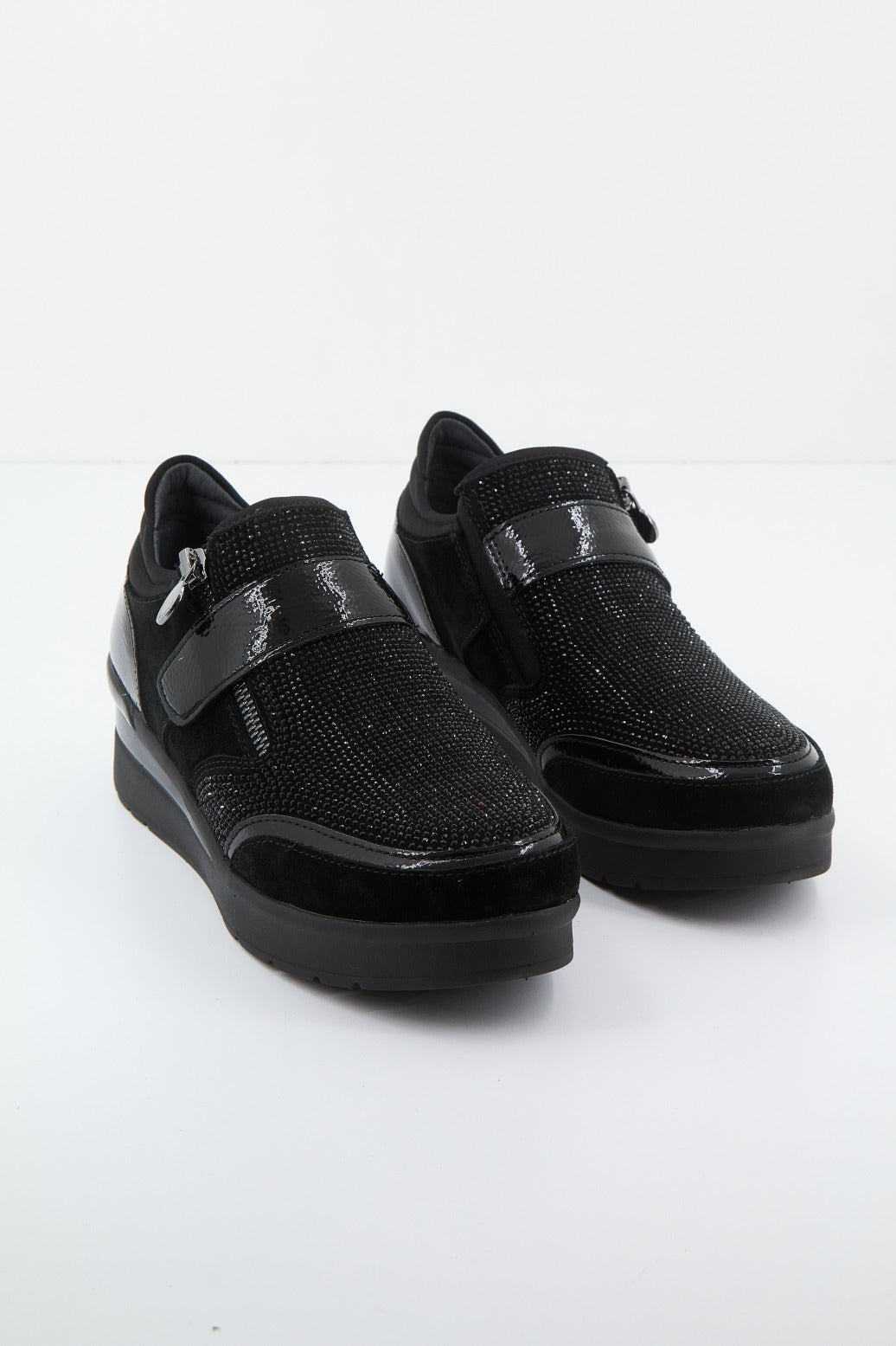STONEFLY VELOUR/S. PATENT en color NEGRO  (1)