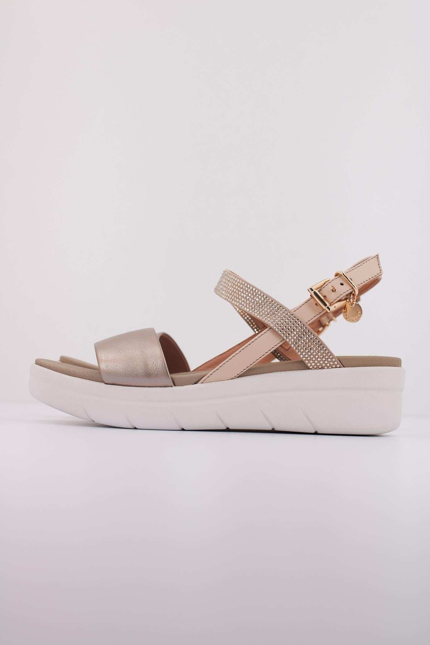 STONEFLY AQUA III  NAPPA LTH en color ORO  (1)