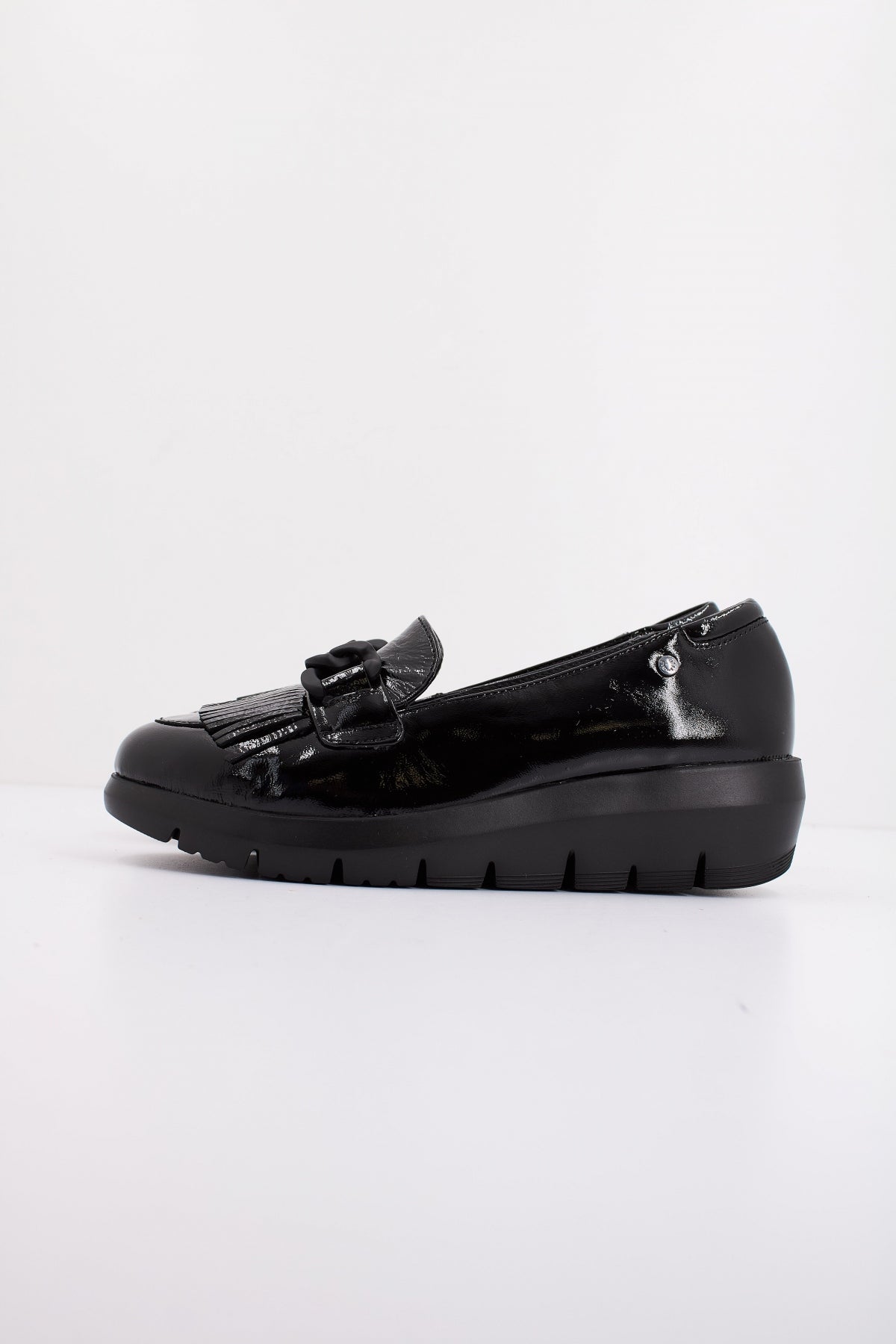 STONEFLY PLUME  PATENT LTH en color NEGRO  (1)