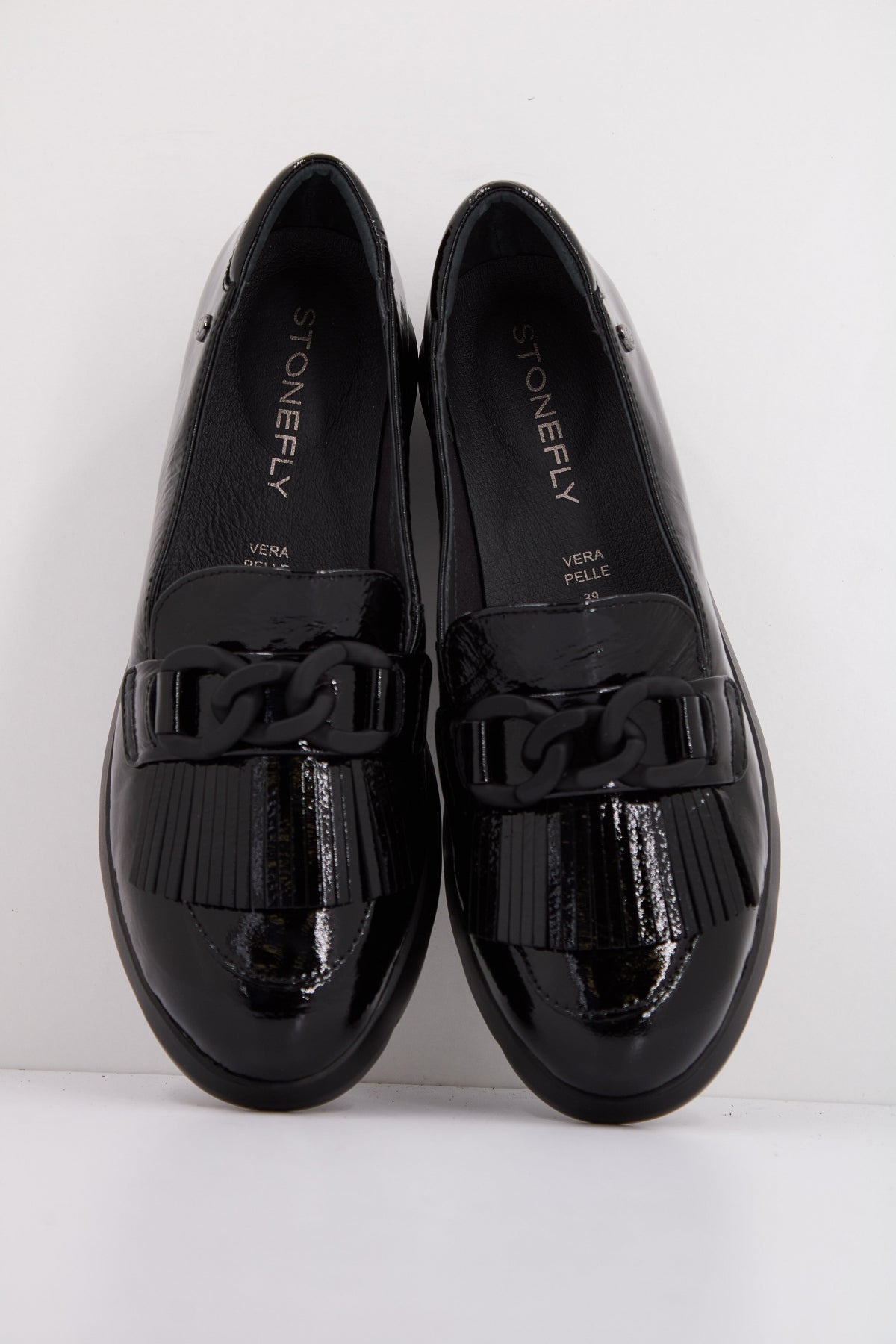 STONEFLY PLUME  PATENT LTH en color NEGRO  (3)
