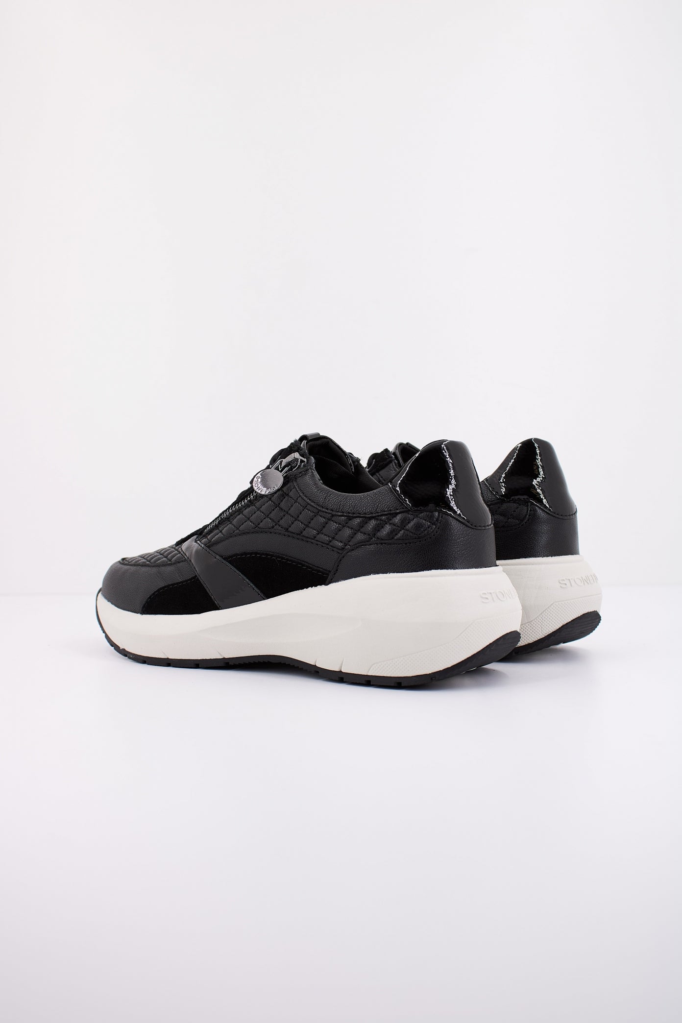 STONEFLY TWINS  GOAT LTH/VELOUR en color NEGRO  (4)