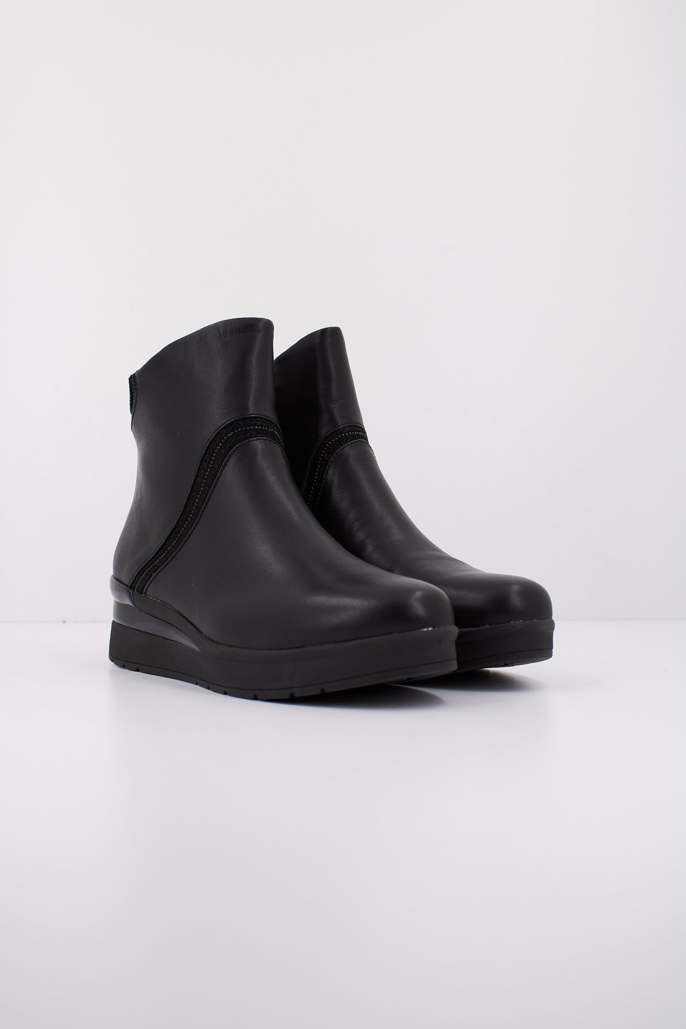STONEFLY CREAM  NAPPA LTH en color NEGRO  (2)