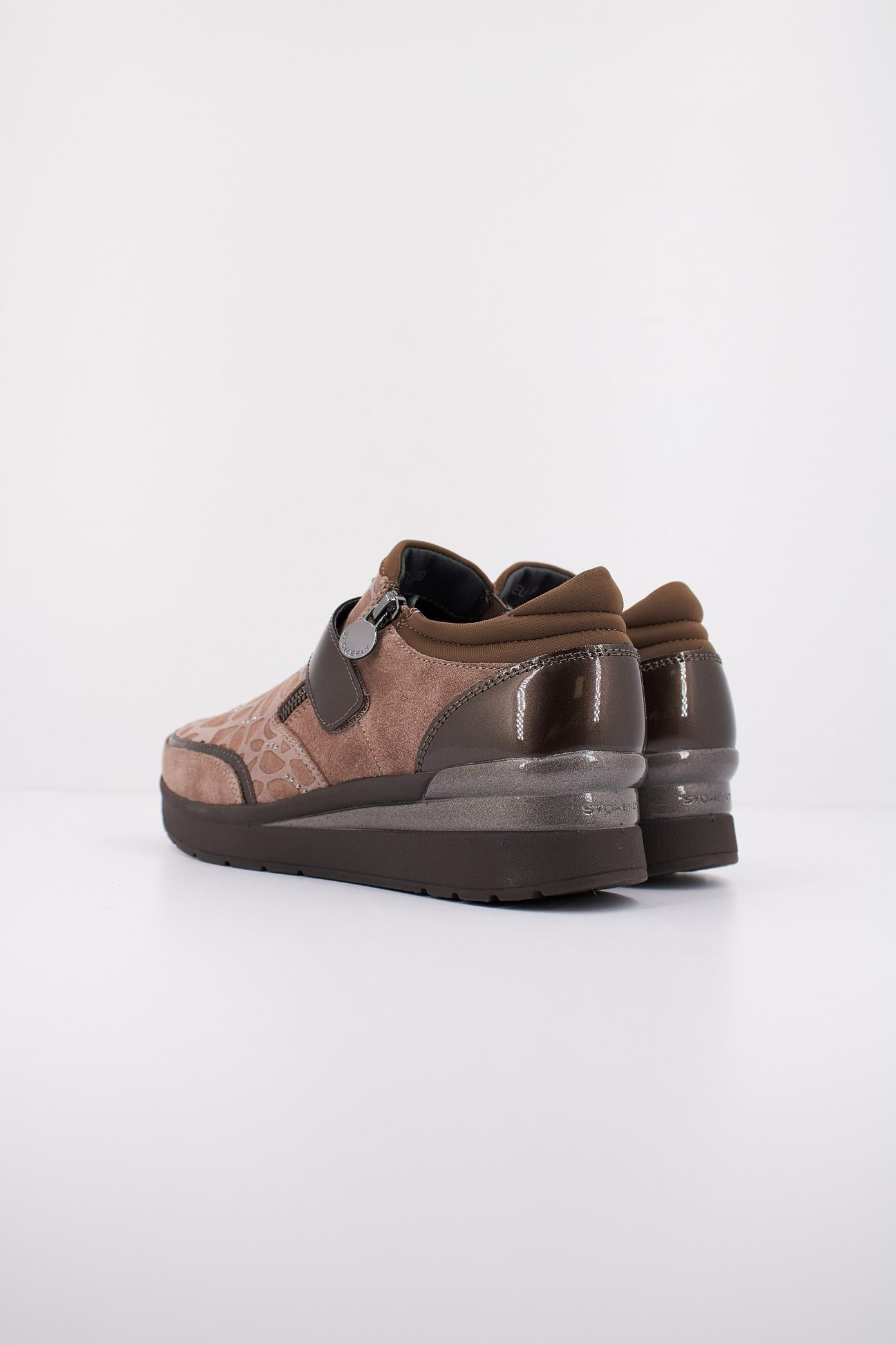 STONEFLY S en color MARRON CLARO  (4)