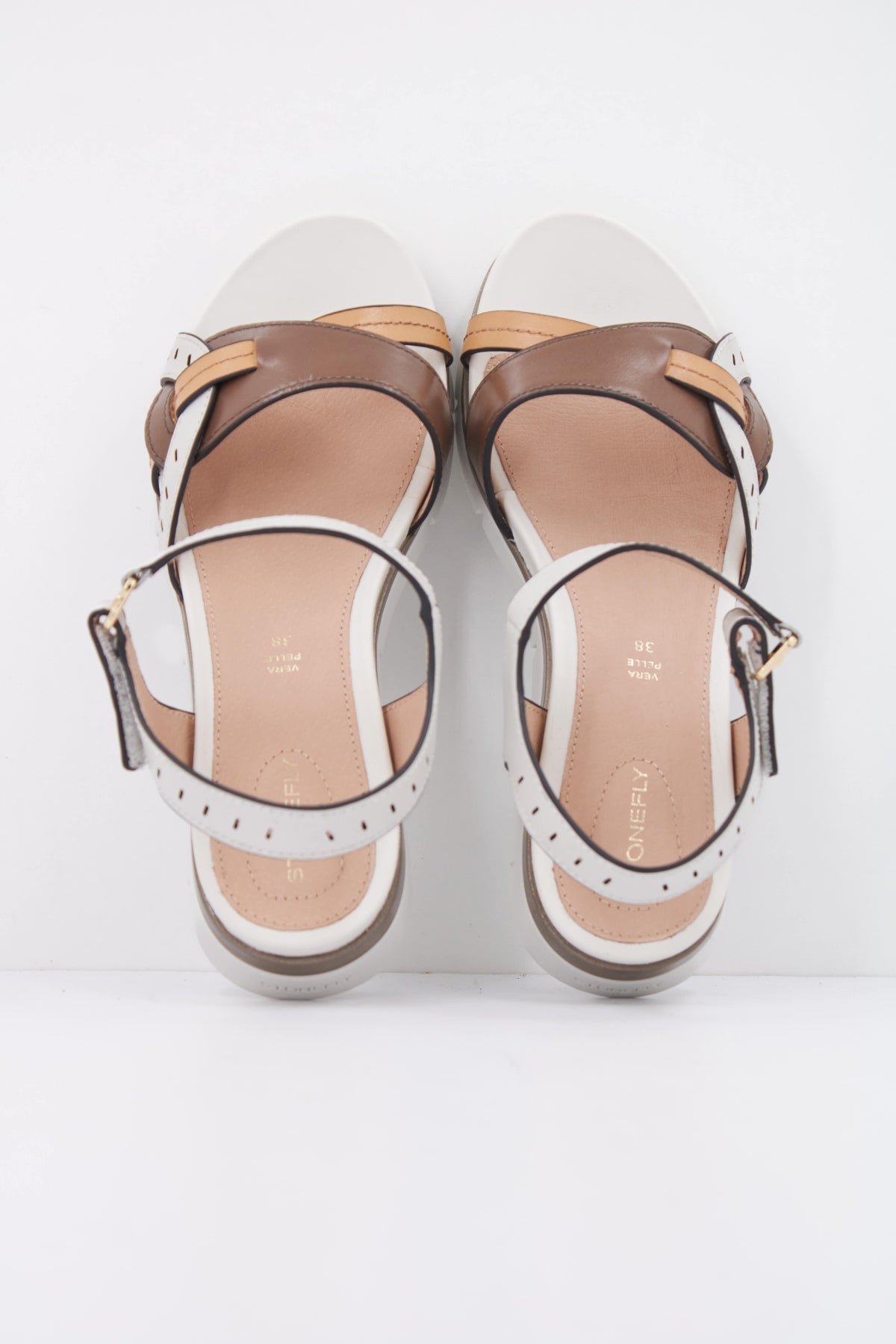 STONEFLY ELODY  en color BLANCO  (3)