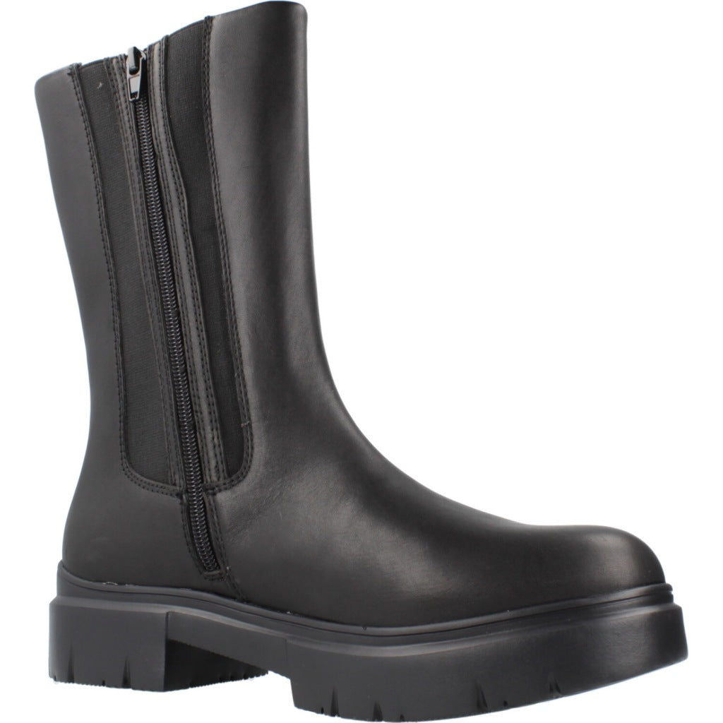 STONEFLY PHOEBE  ZIP LTH STUDS en color NEGRO  (5)