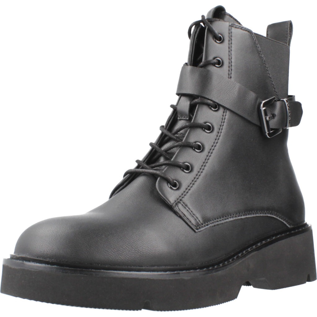 STONEFLY TESSA  ZIP NAP en color NEGRO  (1)