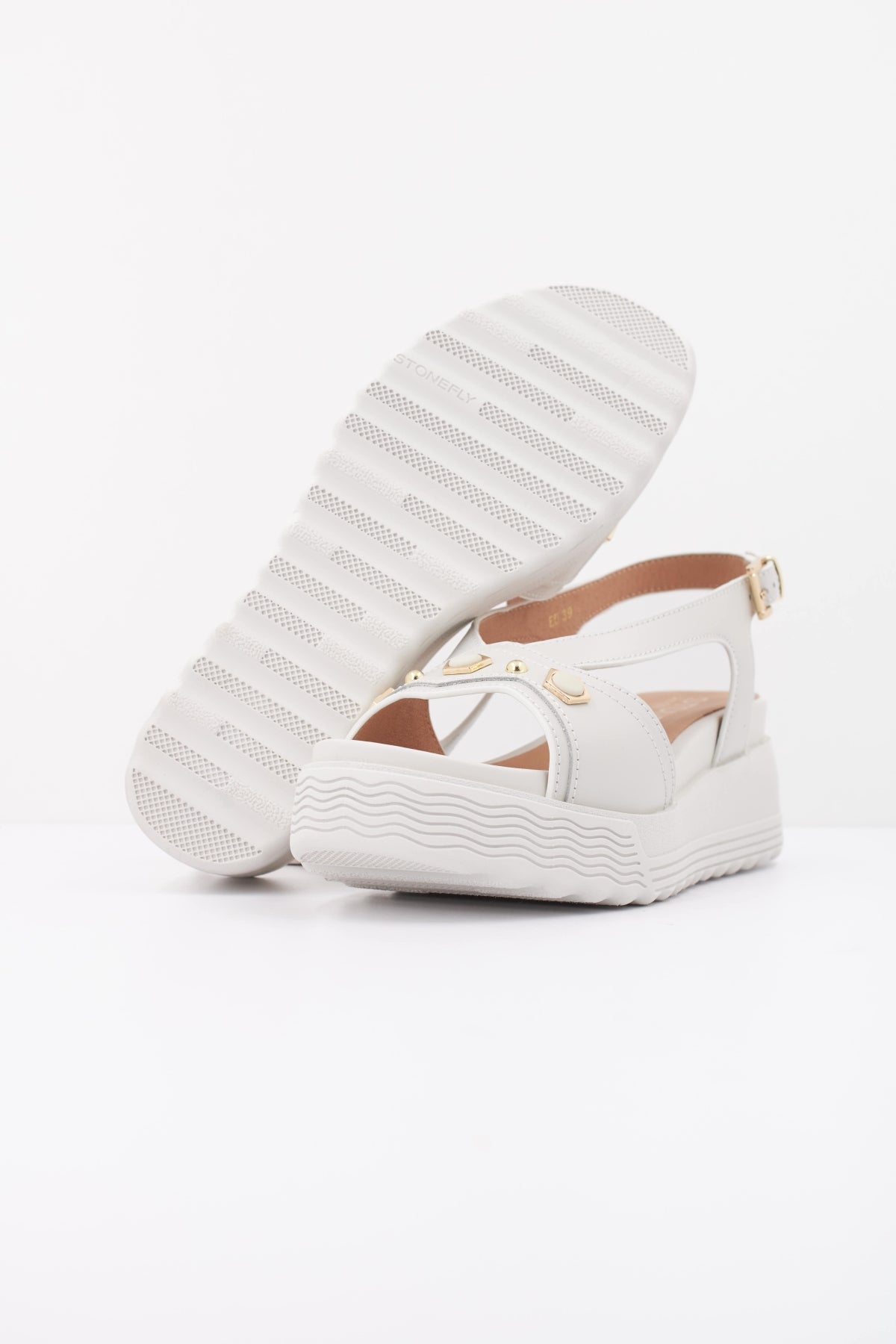 STONEFLY PARKY  en color BLANCO  (5)