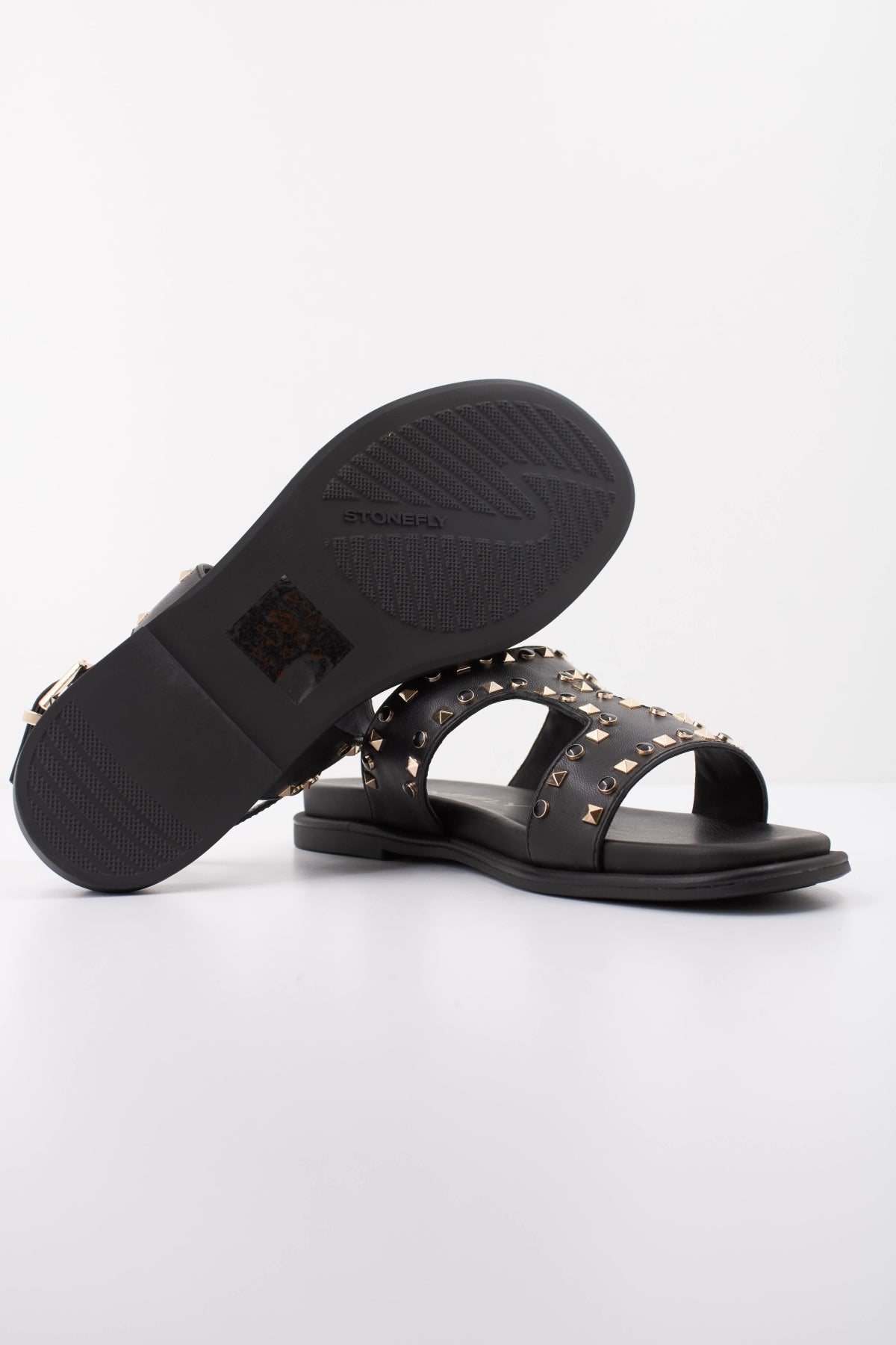 STONEFLY  GEMMA  NAP STUDS en color NEGRO  (5)