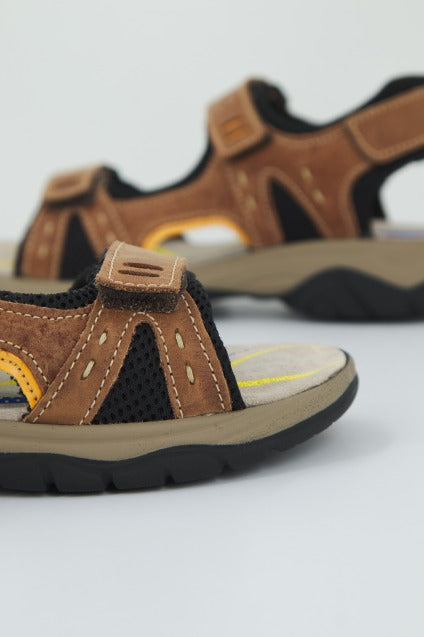 STONEFLY MARK  LEATHER en color MARRON  (4)