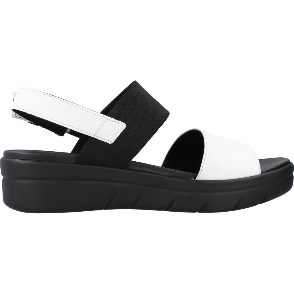 STONEFLY AQUA III  NAPPA en color NEGRO  (4)