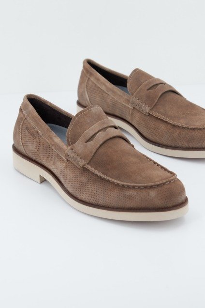 STONEFLY ANDREW VELOUR en color MARRON  (1)