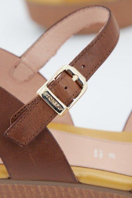 STONEFLY DIVA  en color MARRON  (4)