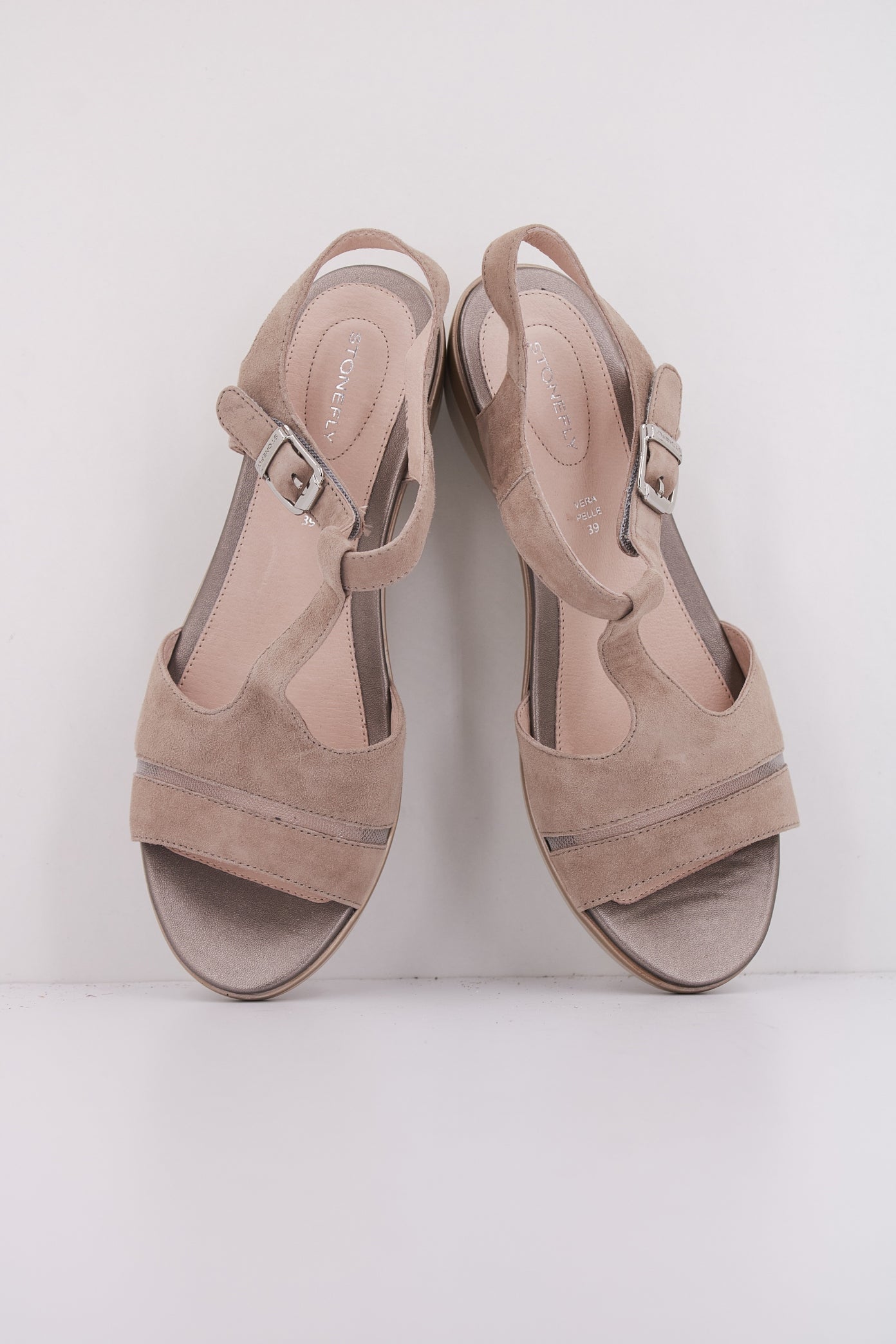 STONEFLY VANITY III  GOAT SUEDE en color MARRON CLARO  (3)