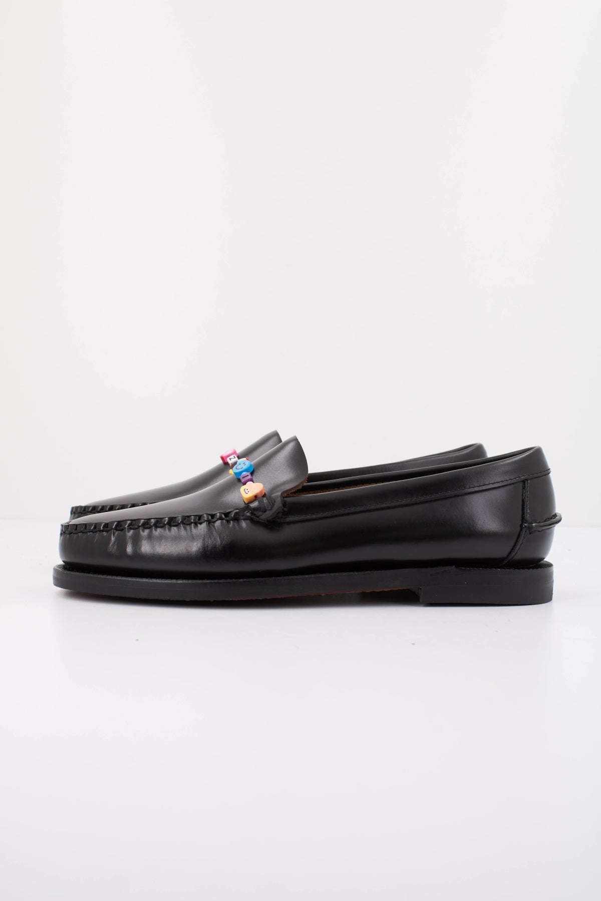 SEBAGO VW  en color NEGRO  (1)