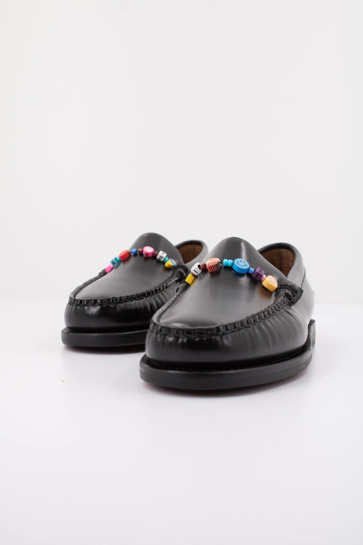 SEBAGO VW  en color NEGRO  (2)