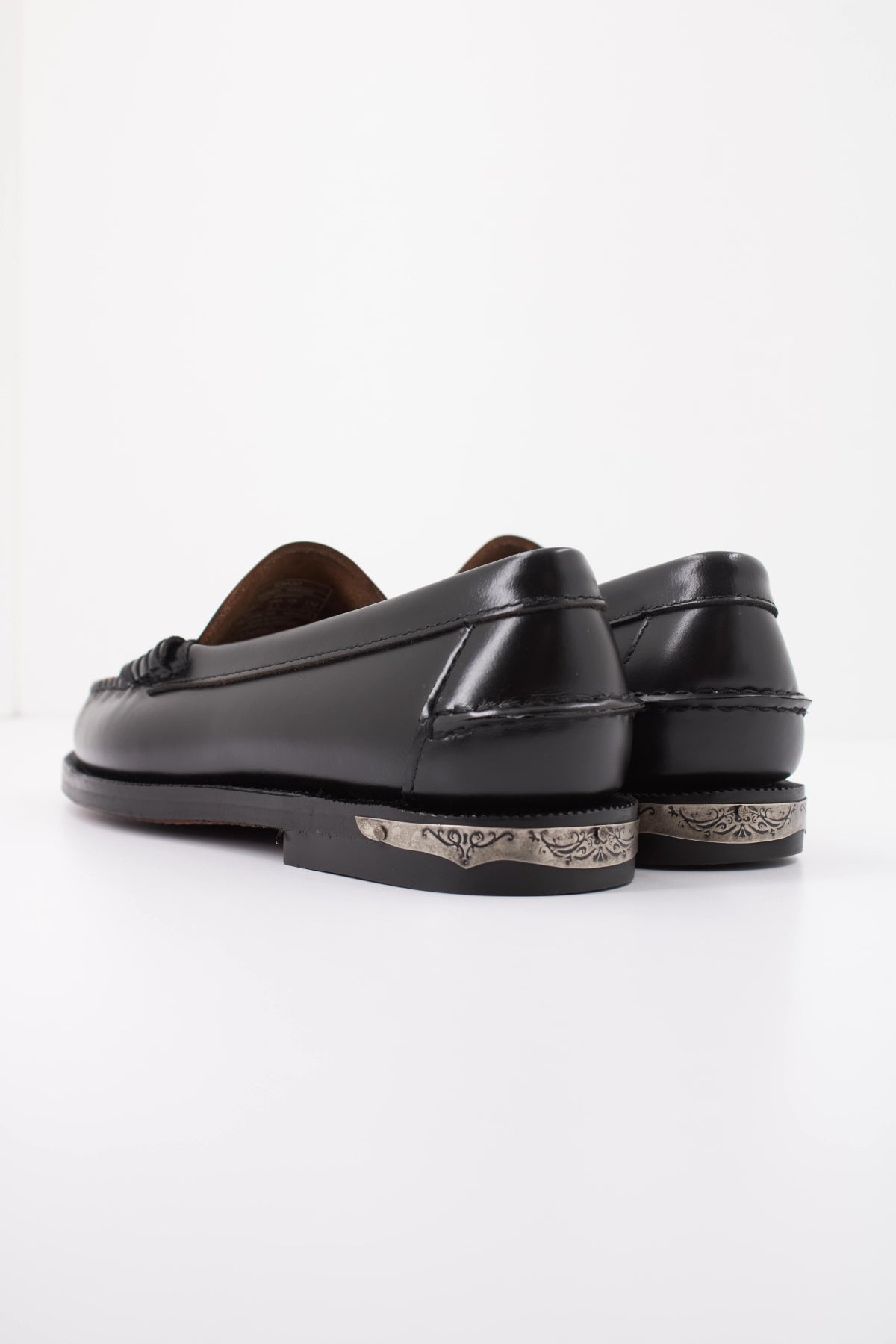 SEBAGO YW en color NEGRO  (4)