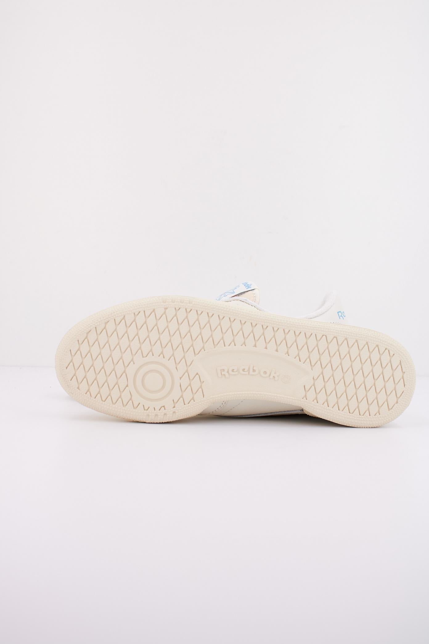 REEBOK CLUB C  VINTAGE en color BLANCO  (5)