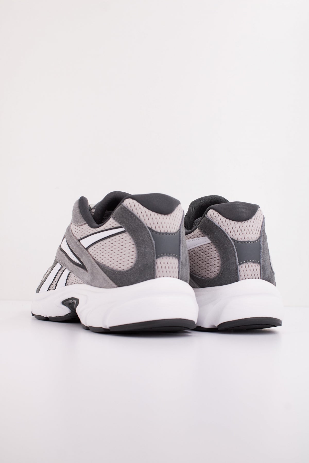REEBOK ROAD PRIME en color GRIS  (4)