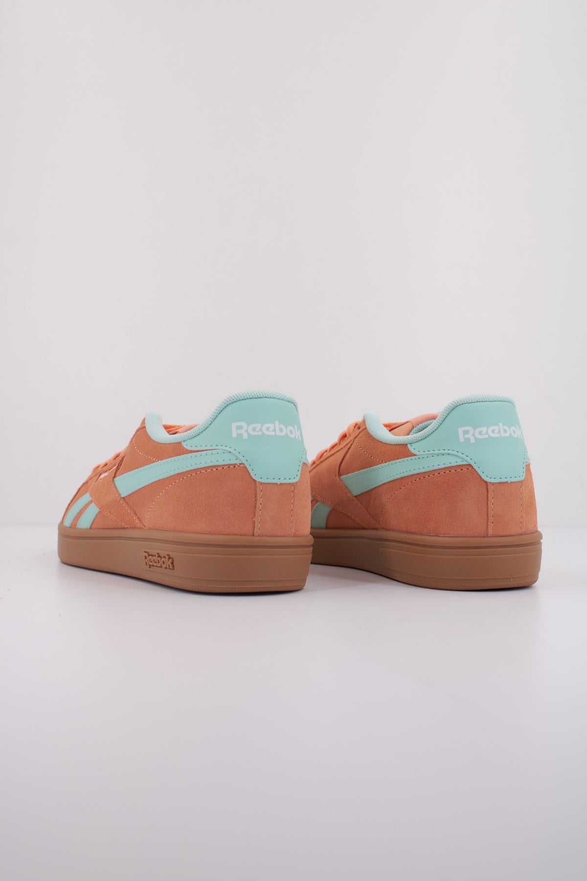 REEBOK COURT RETRO en color NARANJA  (4)