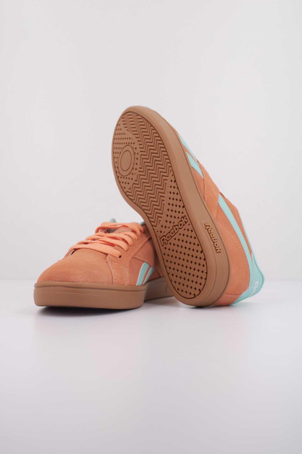 REEBOK COURT RETRO en color NARANJA  (5)