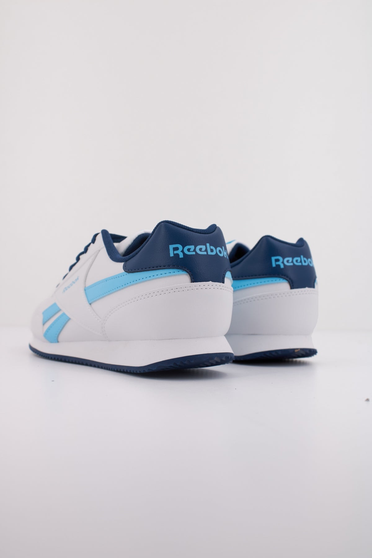 REEBOK ROYAL CL JOG . en color BLANCO  (4)