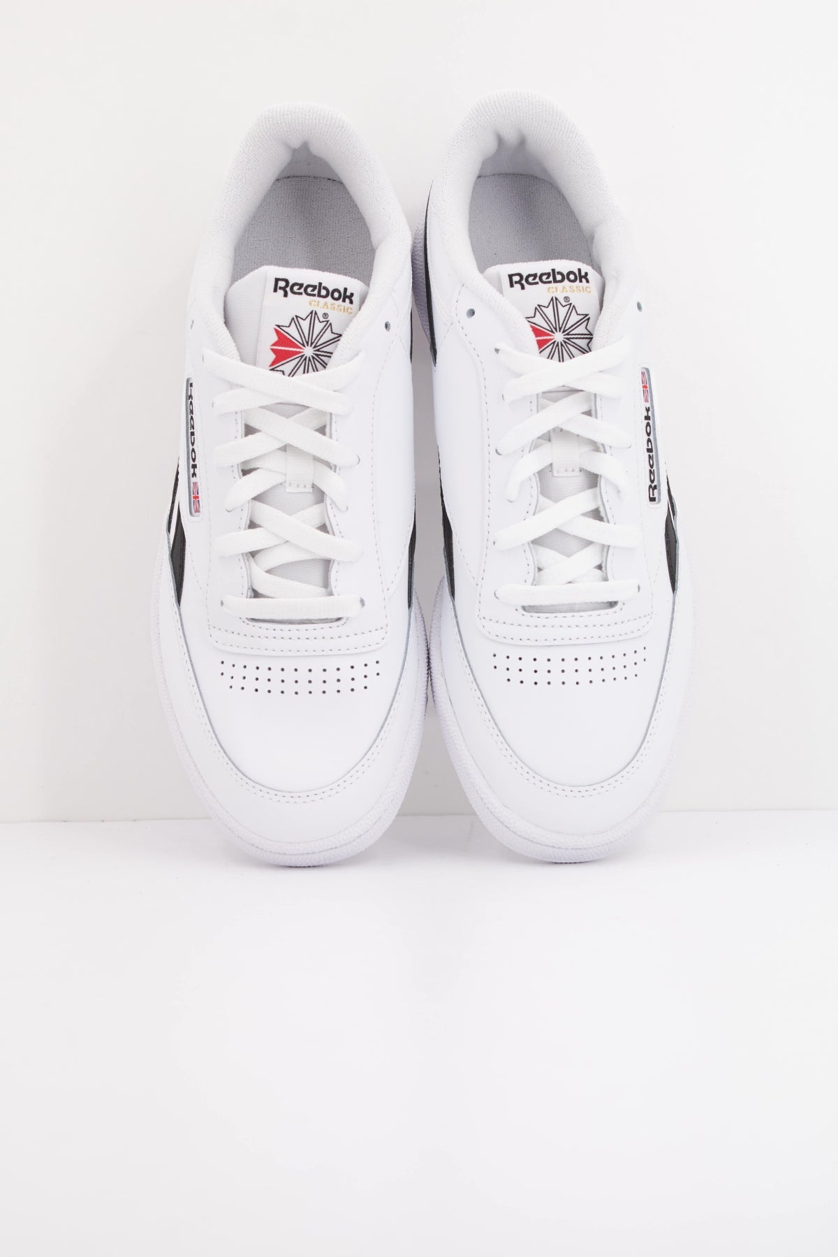 REEBOK CLUB C REVENGE en color BLANCO  (3)