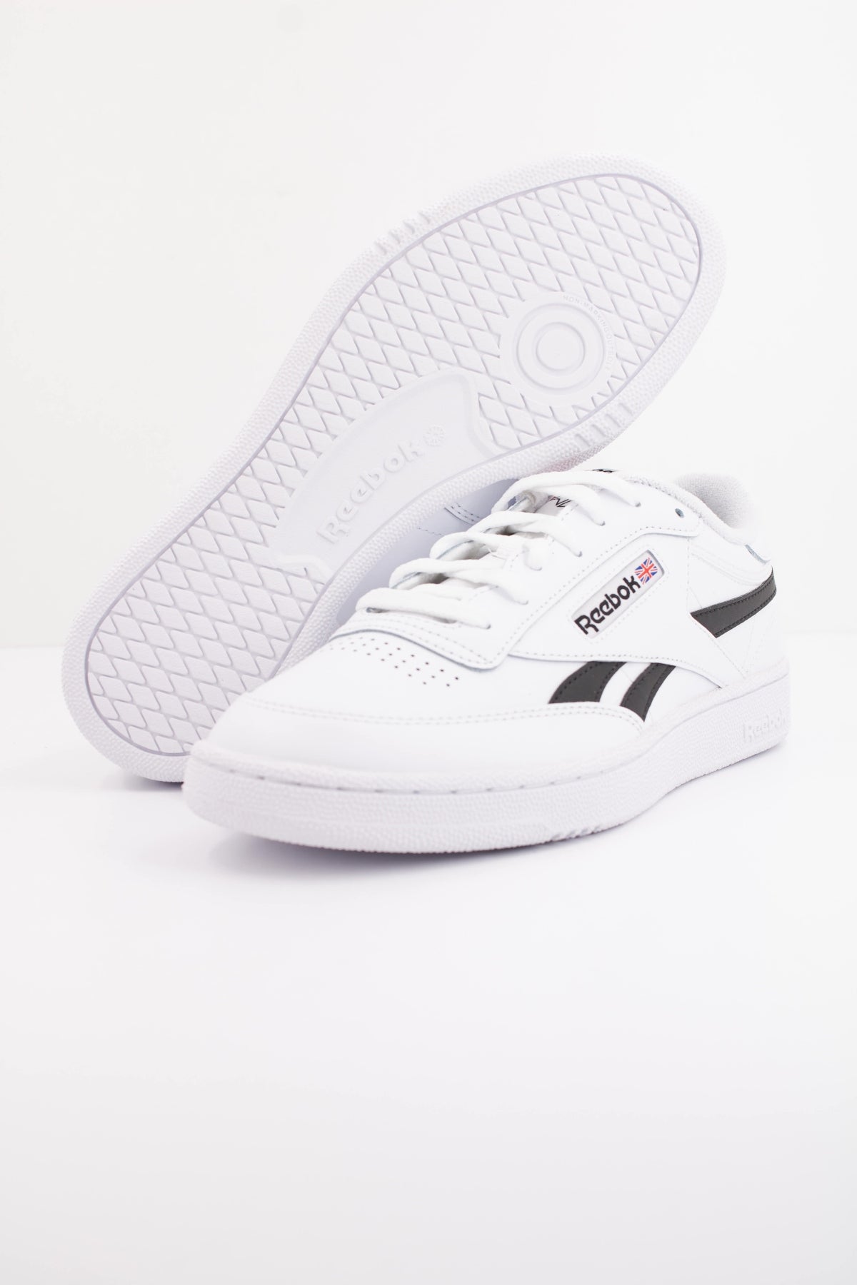REEBOK CLUB C REVENGE en color BLANCO  (5)