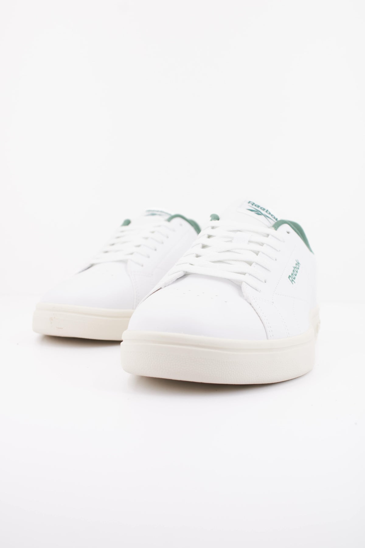 REEBOK COURT CLEAN en color BLANCO  (2)