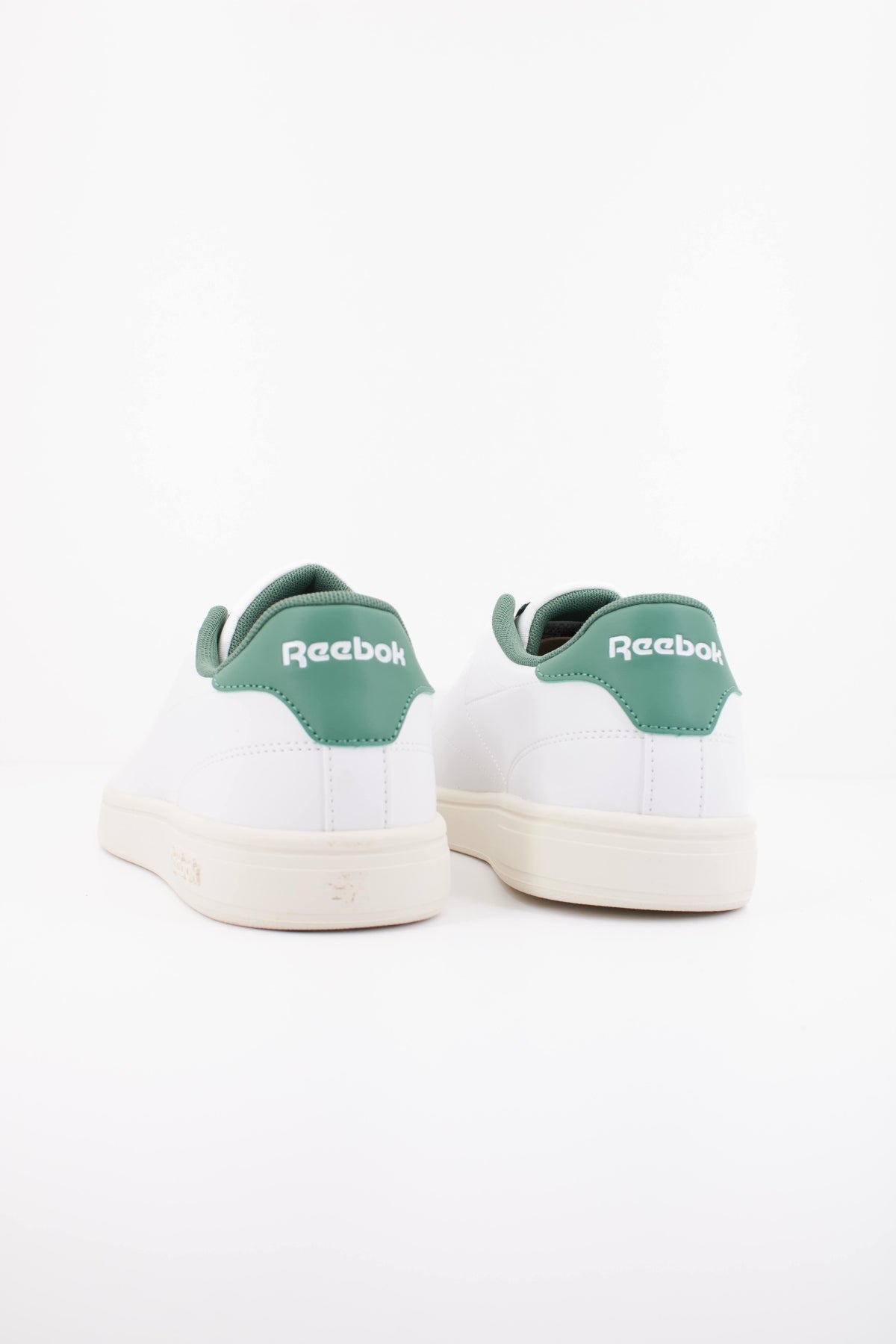 REEBOK COURT CLEAN en color BLANCO  (4)
