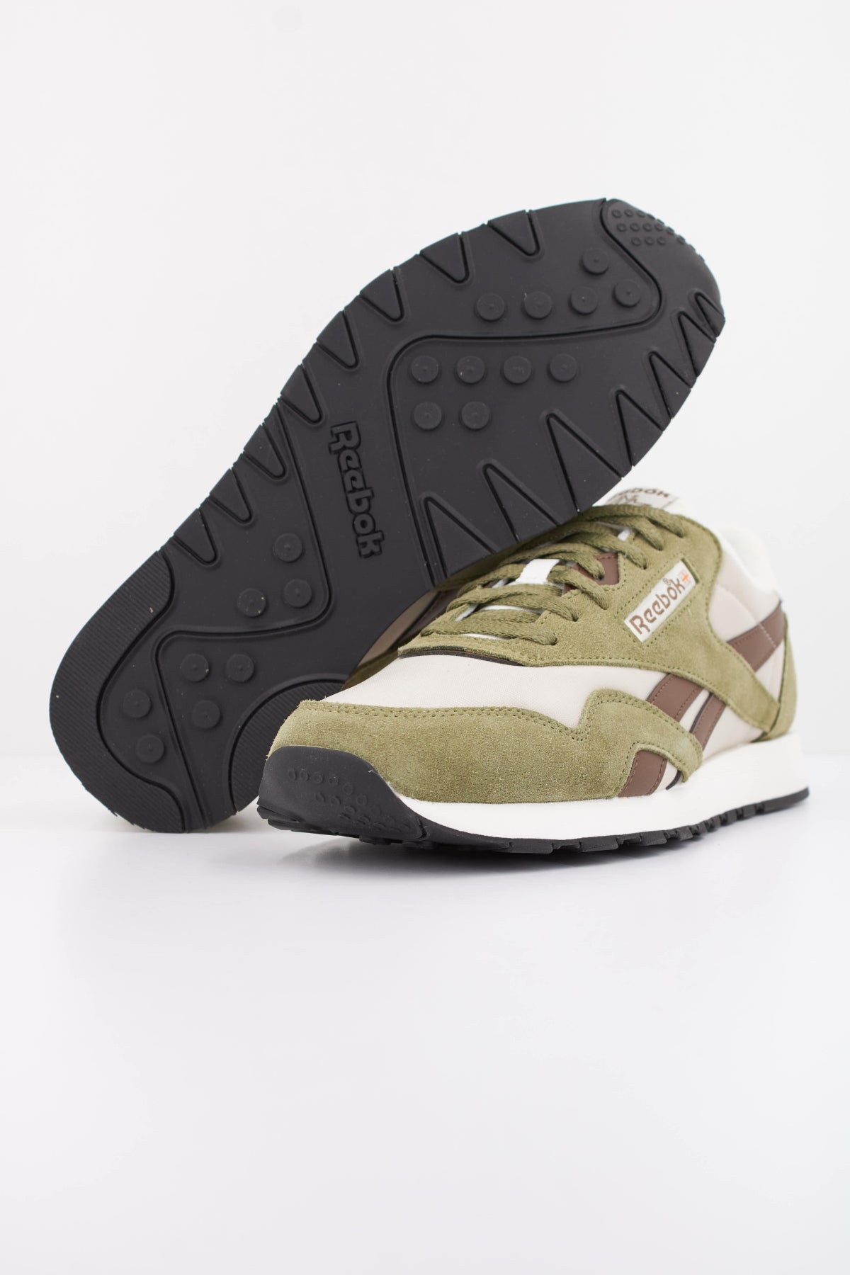 REEBOK R en color VERDE  (5)