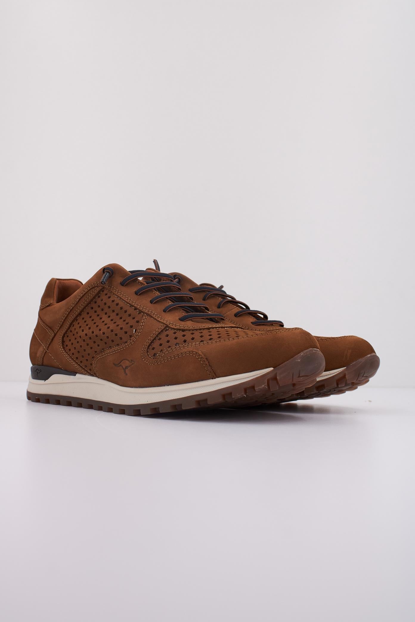 KANGAROOS K en color MARRON  (2)